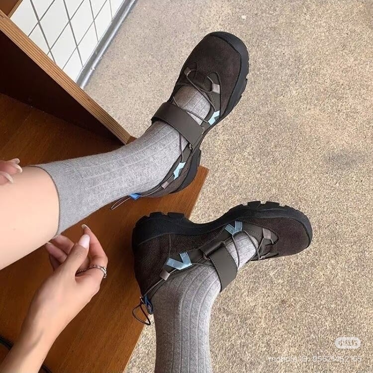 DRYWORLD Comfortable Velcro Sports Shoes