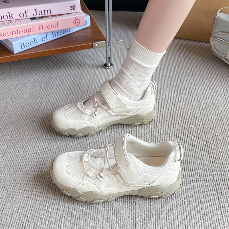 Breathable Mesh Training Velcro Shoes