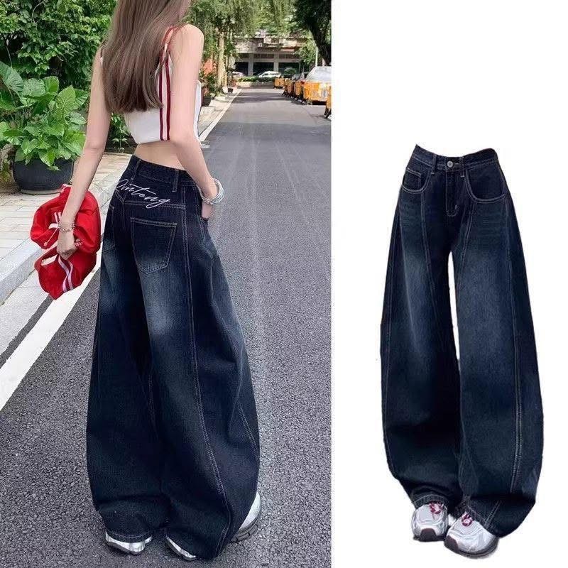 Washed Embroidered Curved Baggy Jeans
